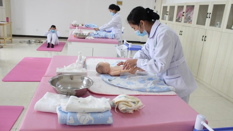 婴儿游泳馆加盟政策对比
